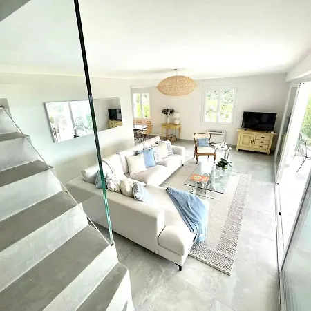 250m² Avec Studio Vue Mer * La Croix-Valmer