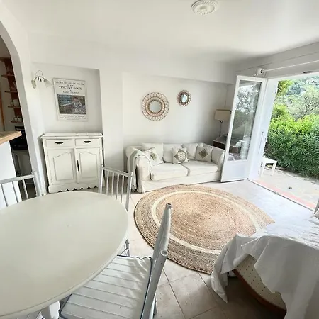 Villa 250m² Avec Studio Vue Mer La Croix-Valmer