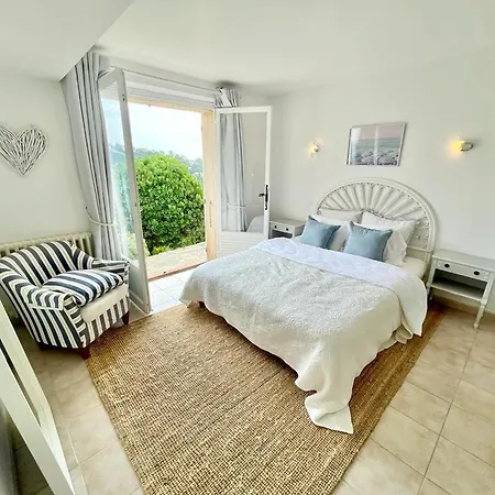 250m² Avec Studio Vue Mer Villa