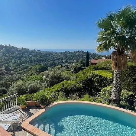 250m² Avec Studio Vue Mer *