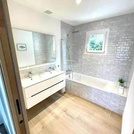 250m² Avec Studio Vue Mer Villa