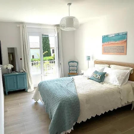 250m² Avec Studio Vue Mer Villa